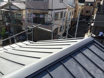 屋根葺き替え工事完了
